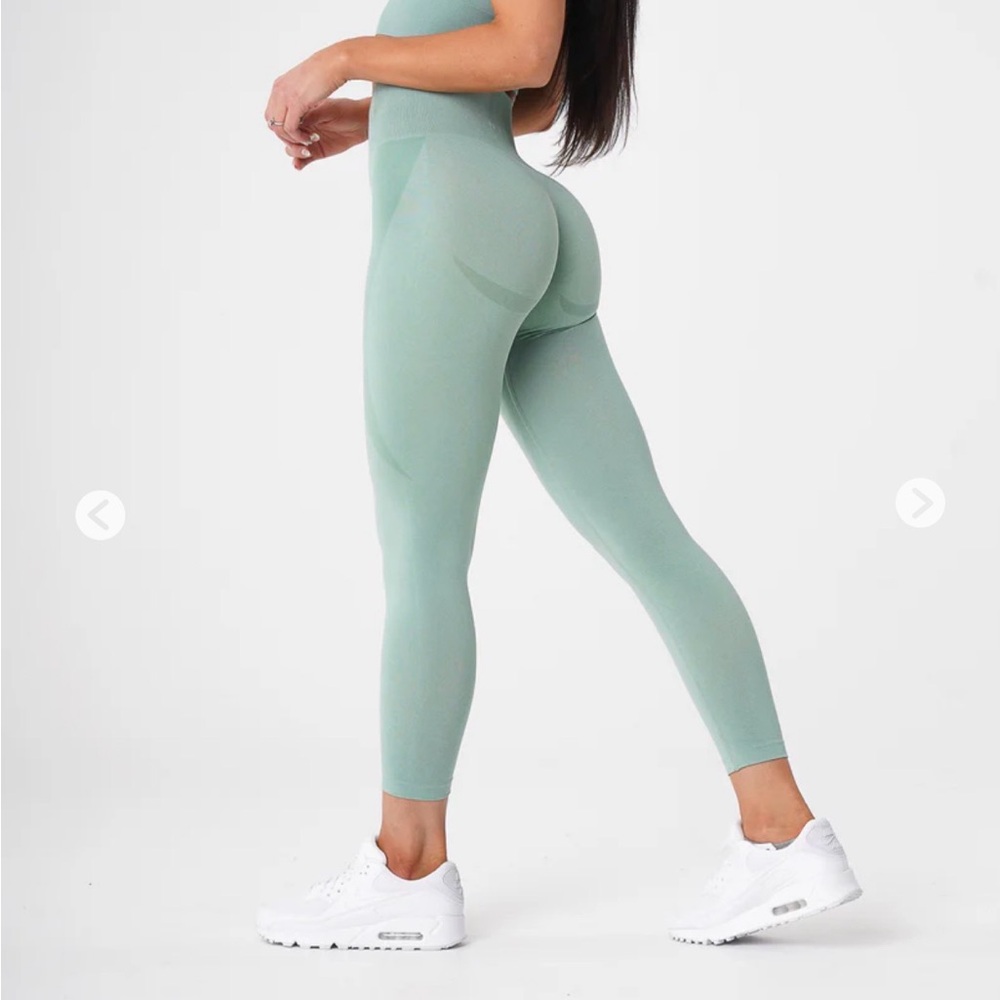 NVGTN Sage Green Contour Seamless Leggings